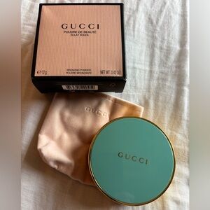 Gucci bronzing powder shade 02